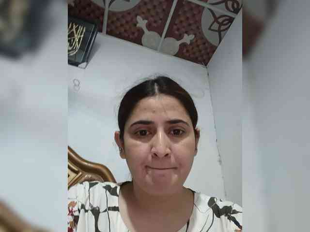 Khadija3 webcam