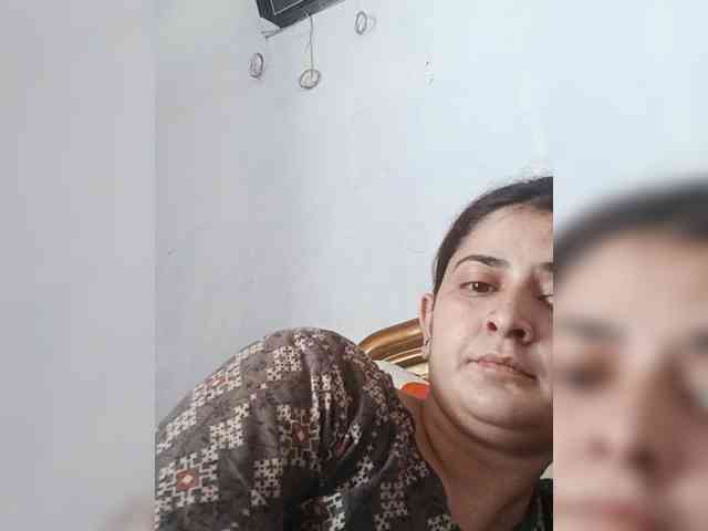Model: Khadija3