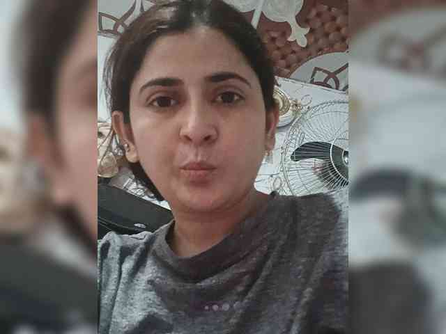 Khadija3 webcam