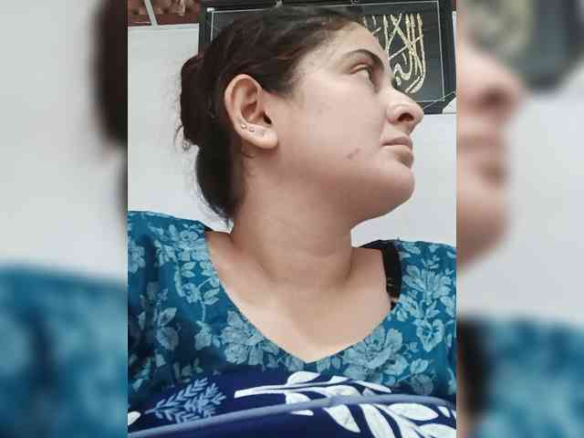 Khadija3 webcam