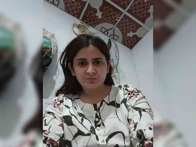 Model: Khadija3
