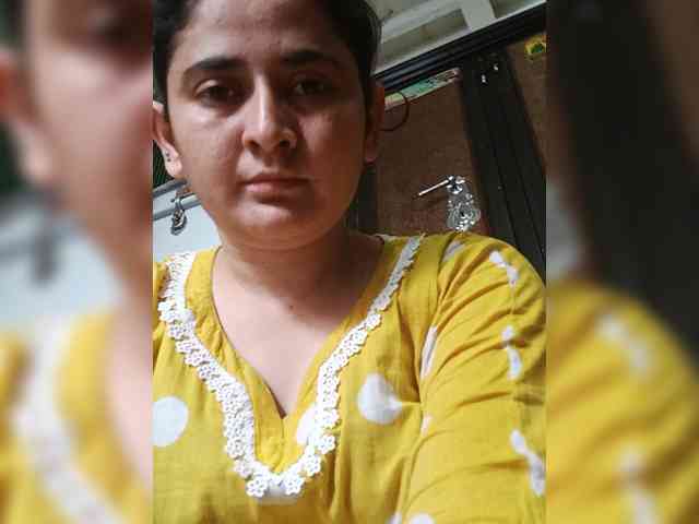 Khadija3 webcam