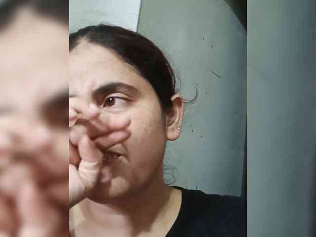 Khadija3 webcam
