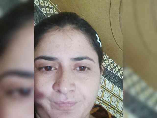 Model: Khadija3