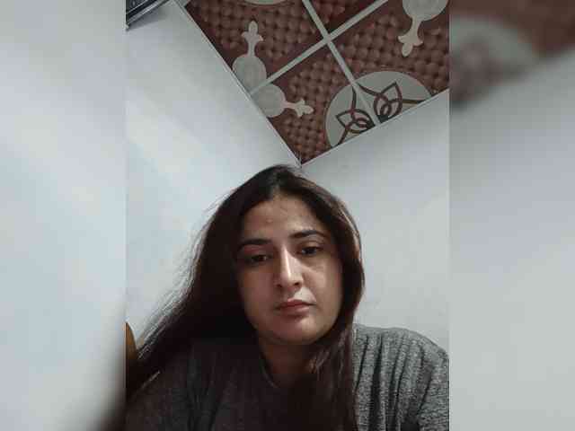 Khadija3 webcam