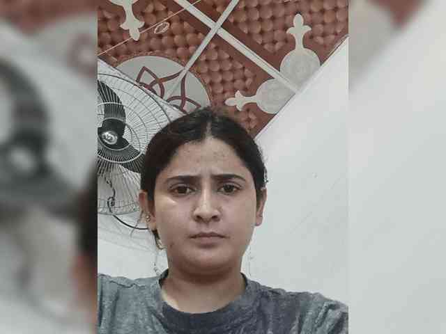 Khadija3 webcam