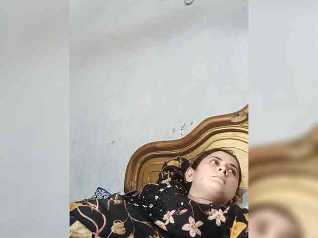 Khadija3 webcam