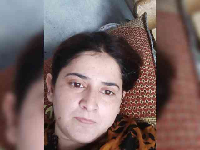 Khadija3 webcam