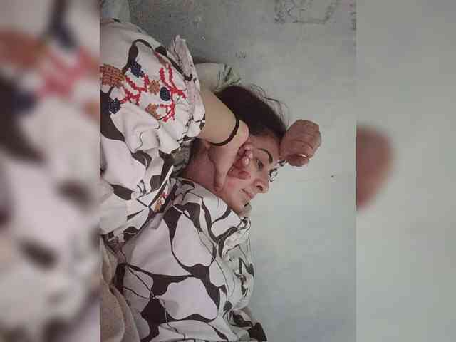 Khadija3 webcam