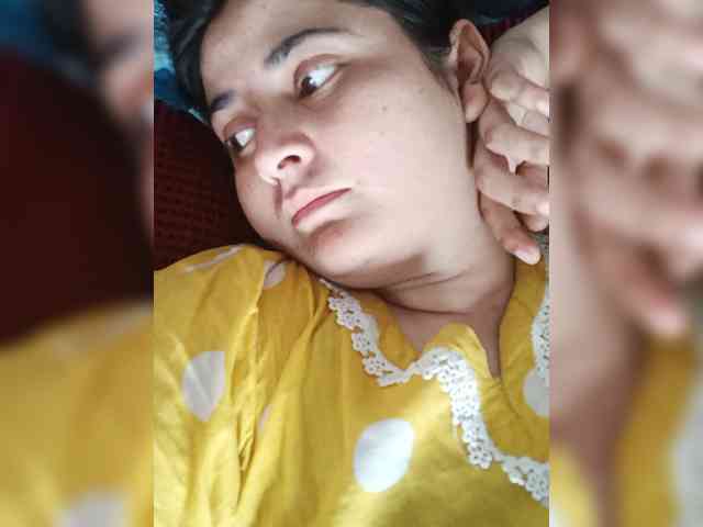 Khadija3 webcam