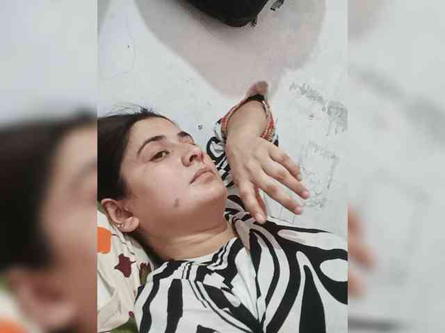 Khadija3 webcam