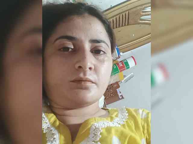 Model: Khadija3