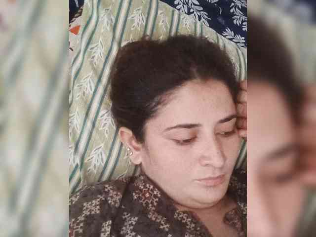 Khadija3 webcam