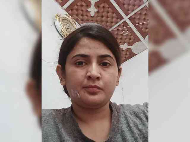 Khadija3 webcam