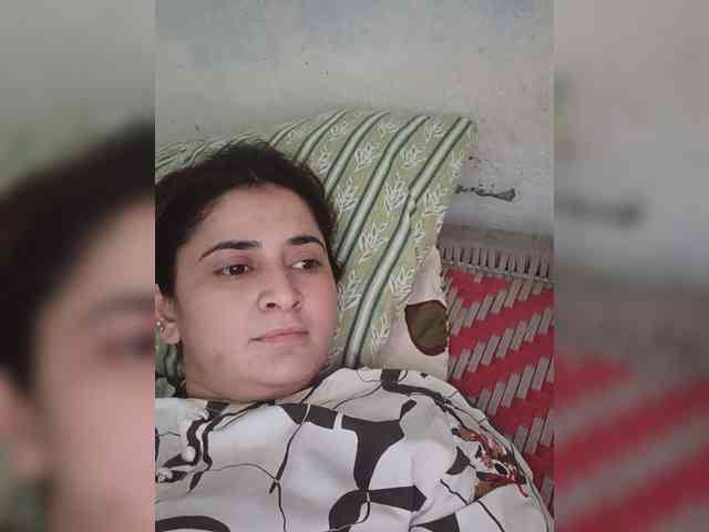 Khadija3 webcam