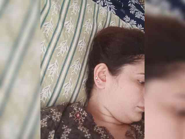 Khadija3 webcam