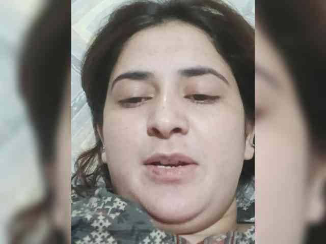 Khadija3 webcam