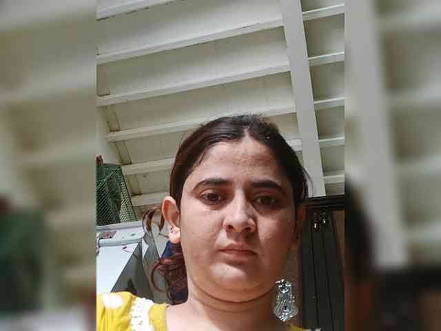 Khadija3 webcam