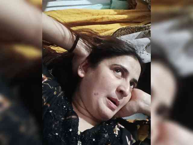 Khadija3 webcam