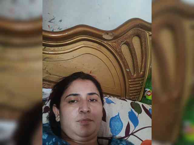 Khadija3 webcam