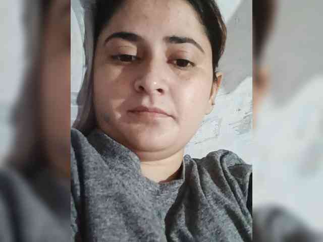 Khadija3 webcam