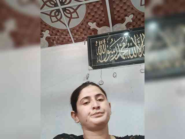Khadija3 webcam
