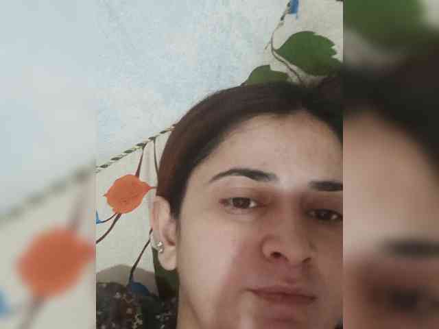 Model: Khadija3