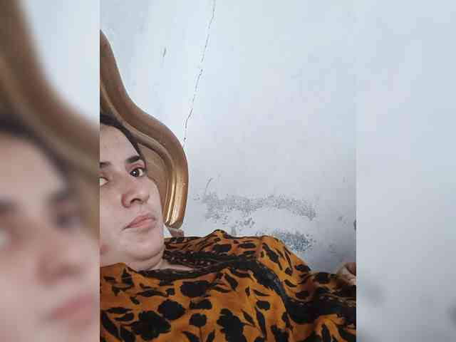 Khadija3 webcam