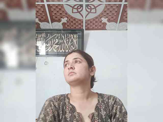Khadija3 webcam