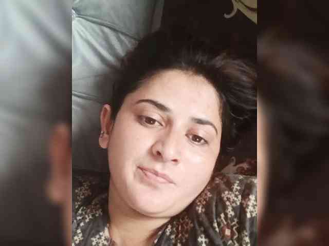 Khadija3 webcam