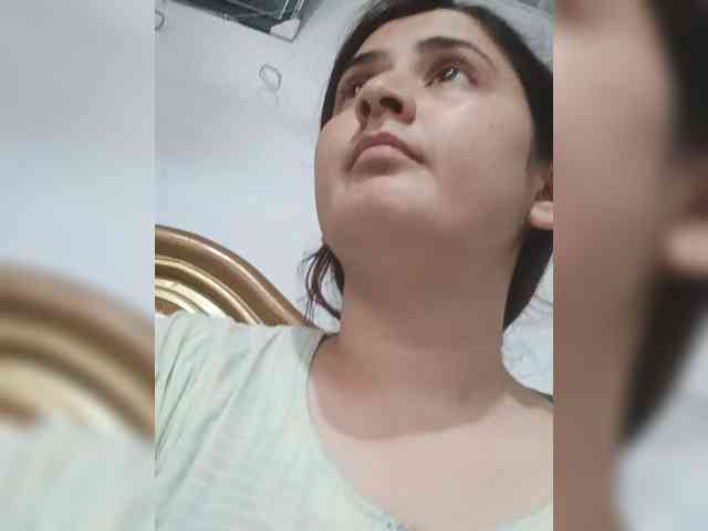 Khadija3 webcam