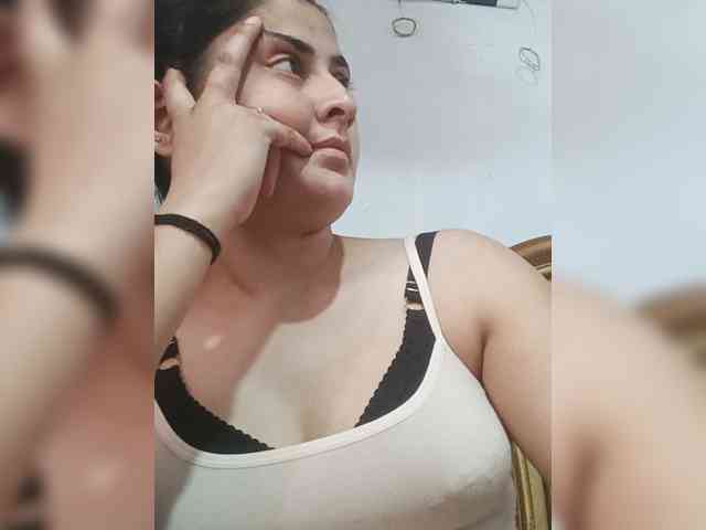 Model: Khadija3