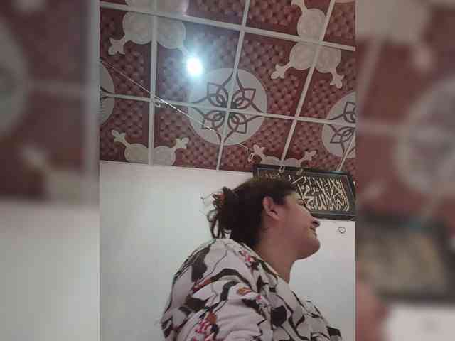 Khadija3 webcam