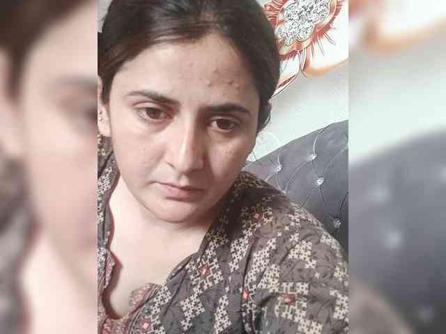 Khadija3 webcam