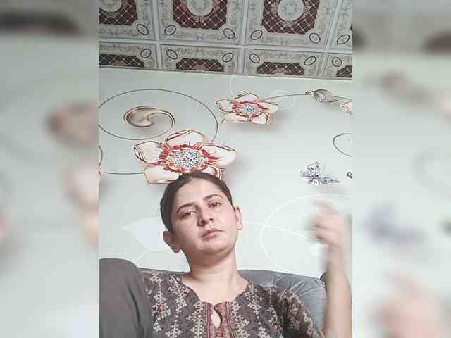 Model: Khadija3