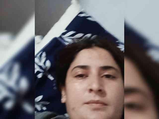Khadija3 webcam
