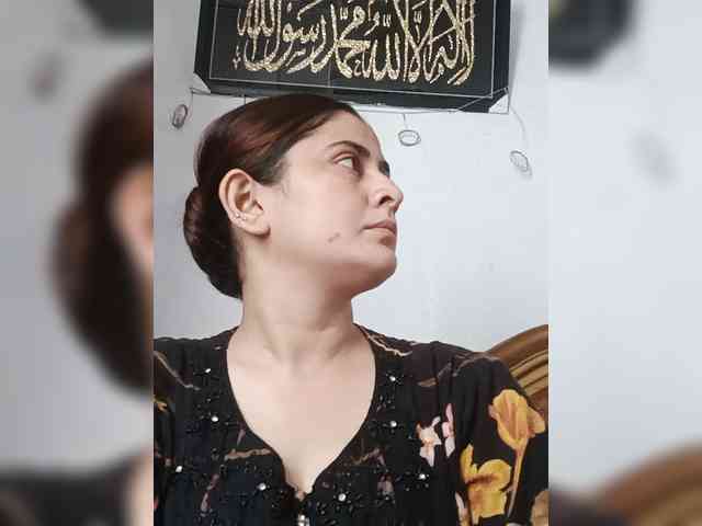 Khadija3 webcam