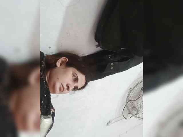 Khadija3 webcam