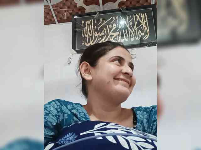 Modèle: Khadija3