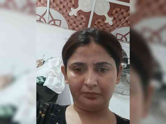 Khadija3 webcam