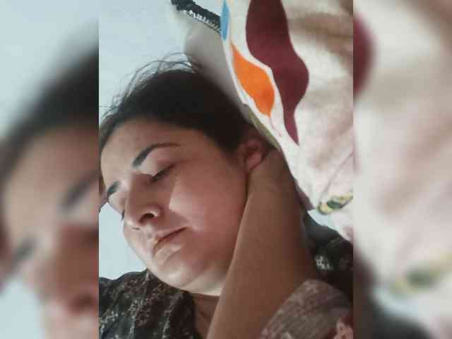 Khadija3 webcam