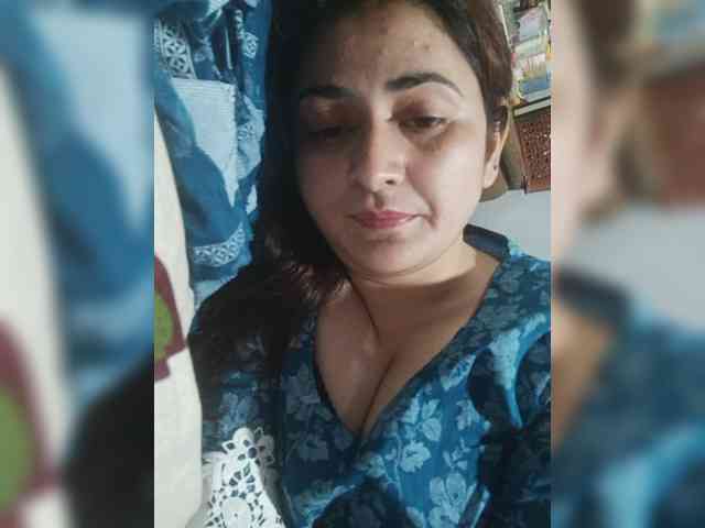 Model: Khadija3