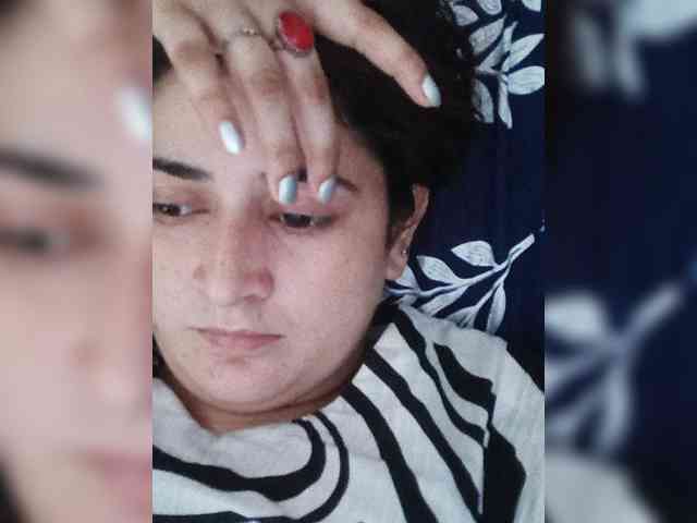 Khadija3 webcam