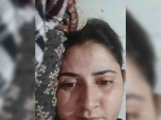 Khadija3 webcam