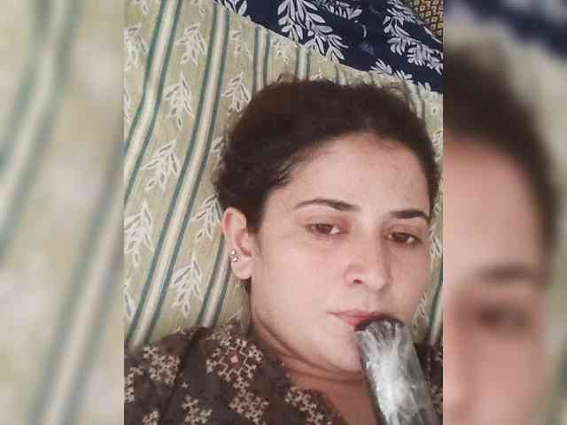 Khadija3 webcam