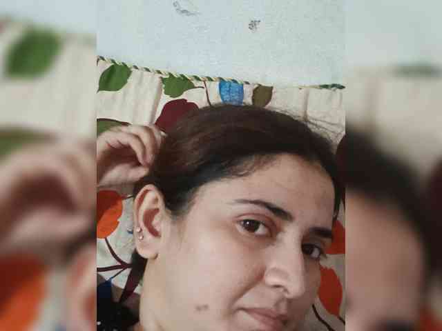 Khadija3 webcam