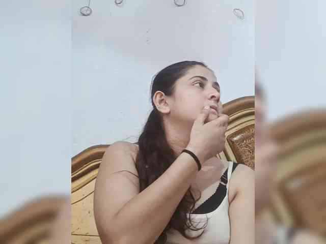 Model: Khadija3