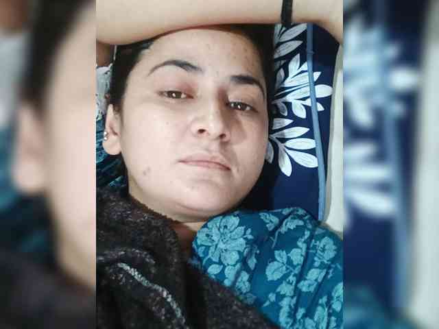 Khadija3 webcam