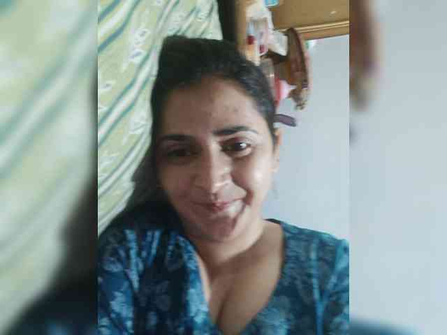 Model: Khadija3
