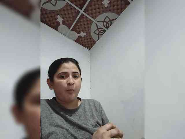 Khadija3 webcam